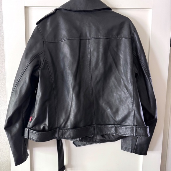 Levi's Women's Black Leather Jacket - Picture 13 of 15